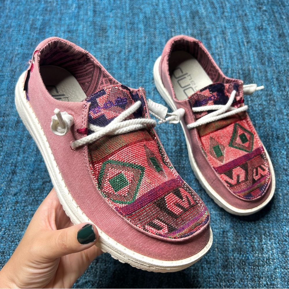 Hey Dude Wendy Boho Distressed Maya Casual Shoes Aztec Print Size 7 Women's